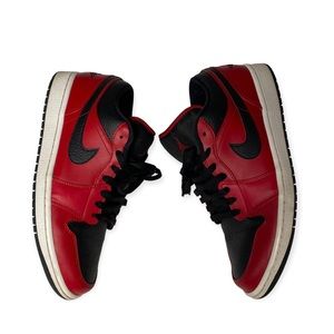 Jordan 1 low reverse bread size men’s size 10